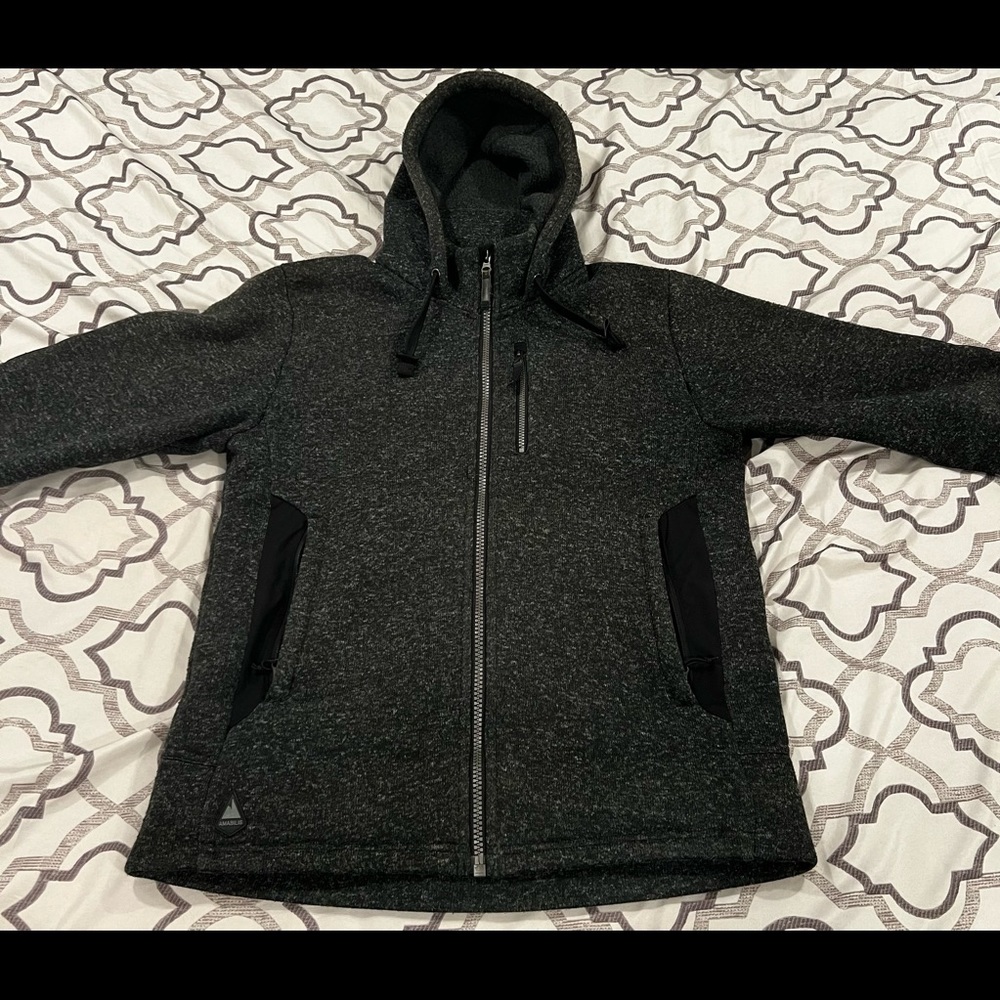 Amabilis Hoodie